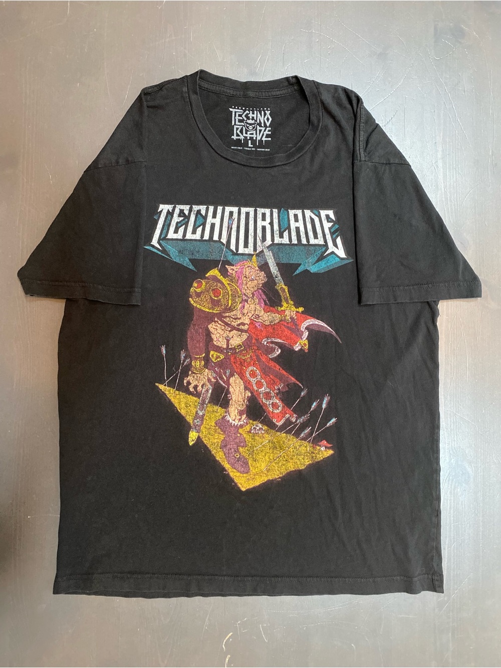 Technoblade Memorial Graphic Tee Black Large Gaming YouTuber Tribute Unisex